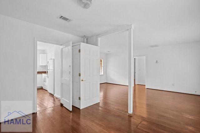 560 Macon Street, Jesup, GA 31545