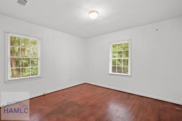 560 Macon Street, Jesup, GA 31545