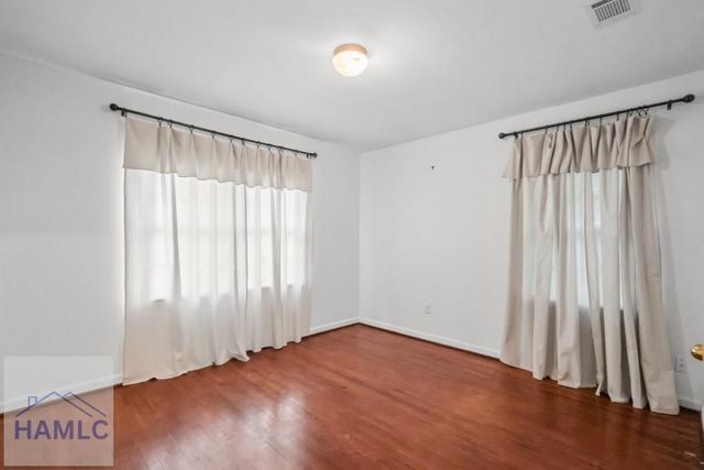 560 Macon Street, Jesup, GA 31545