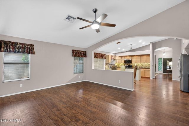 8010 E ONZA Avenue, Mesa, AZ 85212