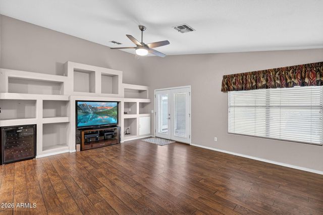 8010 E ONZA Avenue, Mesa, AZ 85212