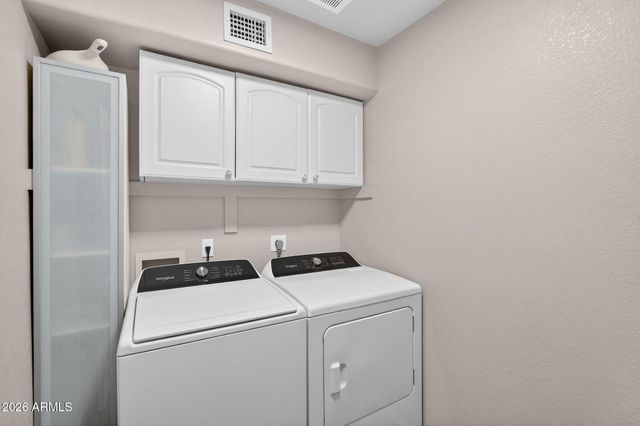 8010 E ONZA Avenue, Mesa, AZ 85212