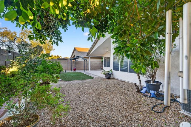 8010 E ONZA Avenue, Mesa, AZ 85212