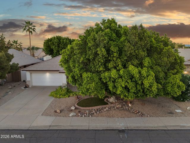 8010 E ONZA Avenue, Mesa, AZ 85212