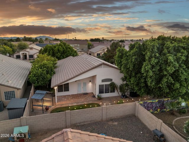 8010 E ONZA Avenue, Mesa, AZ 85212