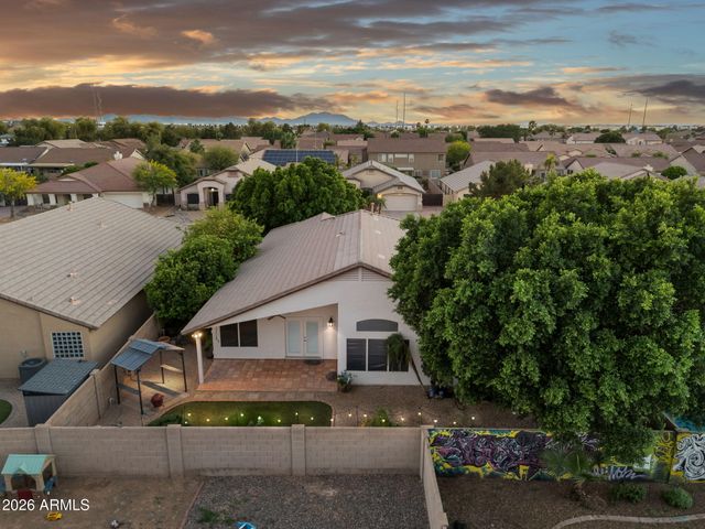 8010 E ONZA Avenue, Mesa, AZ 85212