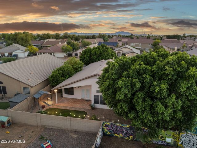 8010 E ONZA Avenue, Mesa, AZ 85212