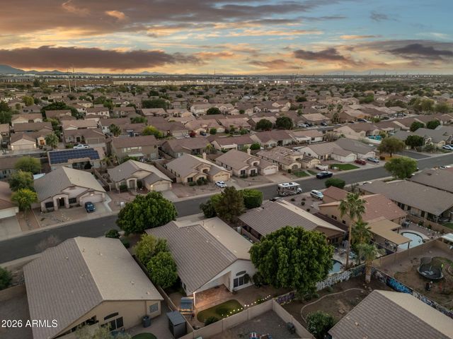 8010 E ONZA Avenue, Mesa, AZ 85212