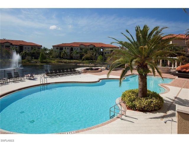 12975 Positano CIR 202, Naples, FL 34105