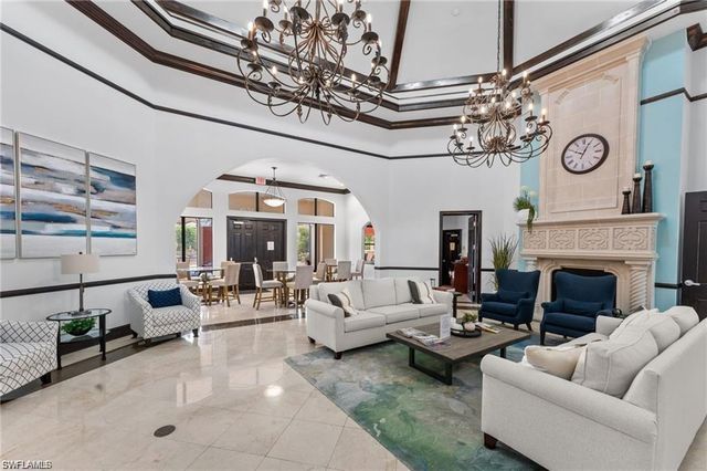 12975 Positano CIR 202, Naples, FL 34105