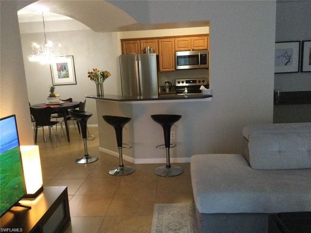 12975 Positano CIR 202, Naples, FL 34105