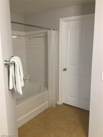 12975 Positano CIR 202, Naples, FL 34105