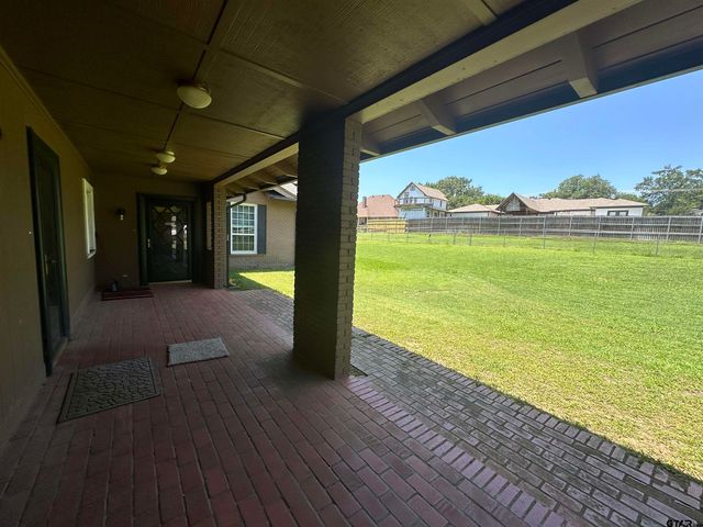 1248 Canada St, Jacksonville, TX 75766