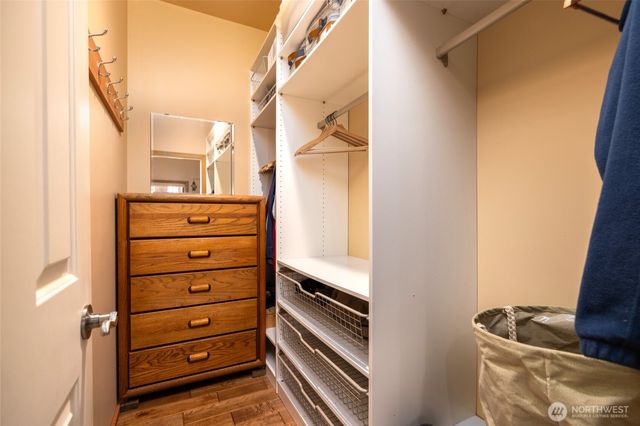 1354 Chinook Way, Center Island, WA 98221