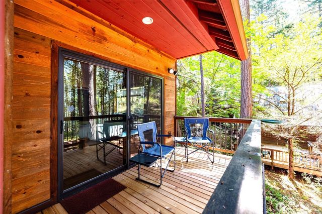 1354 Chinook Way, Center Island, WA 98221