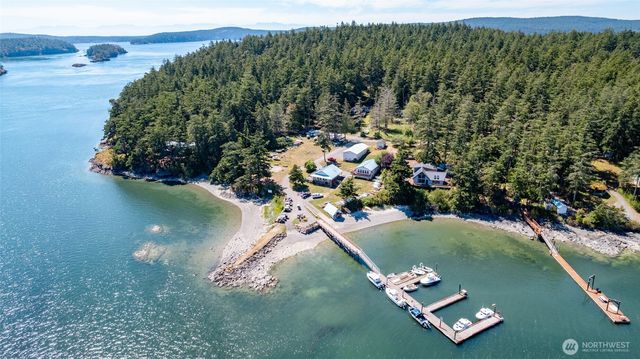 1354 Chinook Way, Center Island, WA 98221