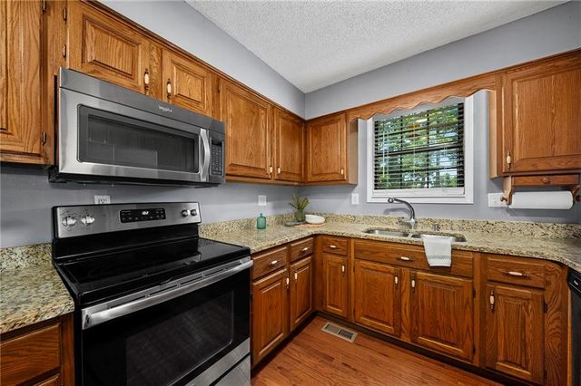 400 Cable Road, Waleska, GA 30183