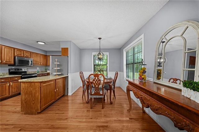 400 Cable Road, Waleska, GA 30183