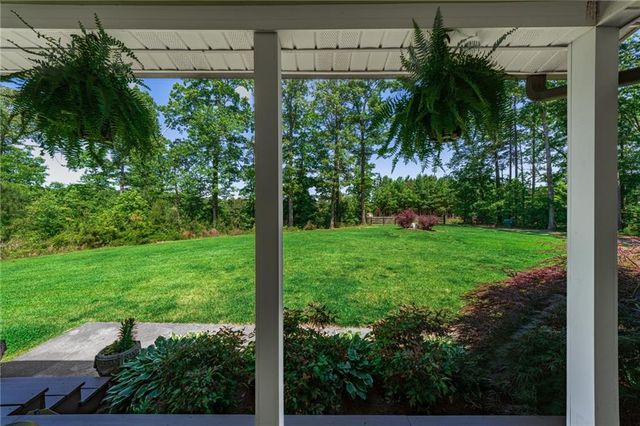 400 Cable Road, Waleska, GA 30183