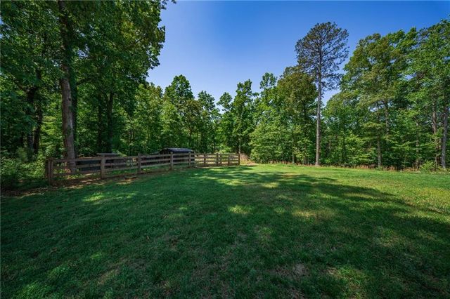 400 Cable Road, Waleska, GA 30183
