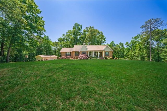 400 Cable Road, Waleska, GA 30183