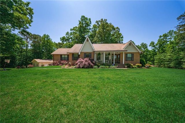 400 Cable Road, Waleska, GA 30183