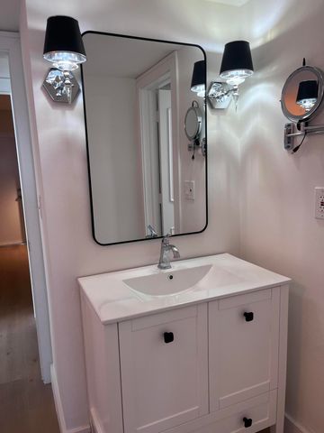 1069 Hillsboro Mile 801, Hillsboro Beach, FL 33062