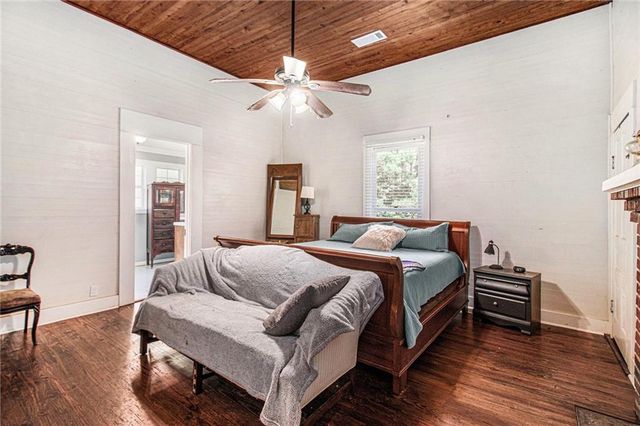 410 Center Point Road, Carrollton, GA 30117