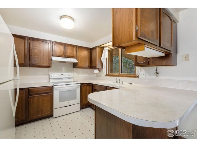 3244 Hawthorn Dr, Loveland, CO 80538
