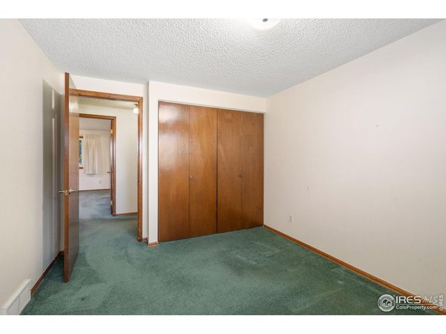 3244 Hawthorn Dr, Loveland, CO 80538