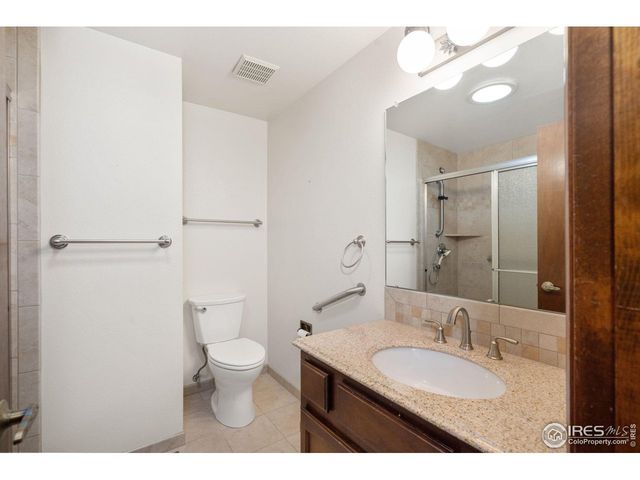 3244 Hawthorn Dr, Loveland, CO 80538