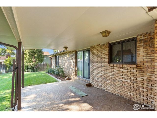 3244 Hawthorn Dr, Loveland, CO 80538