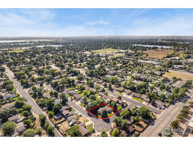 3244 Hawthorn Dr, Loveland, CO 80538