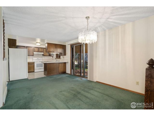 3244 Hawthorn Dr, Loveland, CO 80538