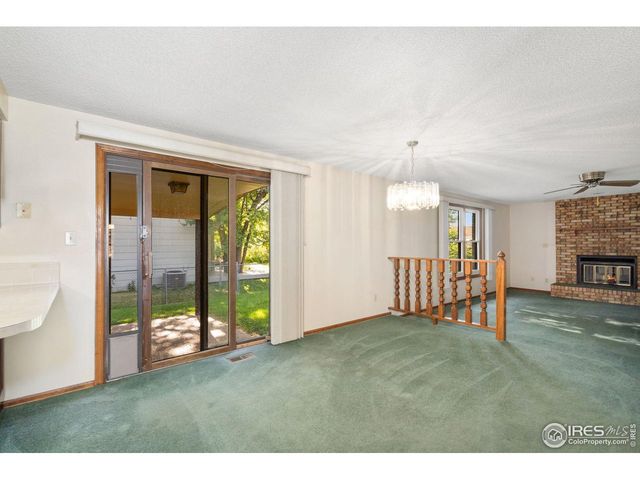 3244 Hawthorn Dr, Loveland, CO 80538