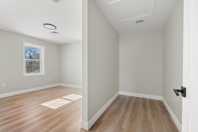 6 Washington Dr, Randolph, MA 02368