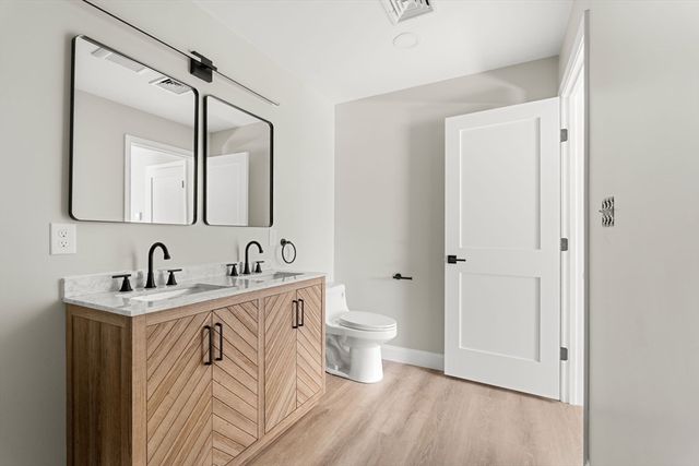 6 Washington Dr, Randolph, MA 02368