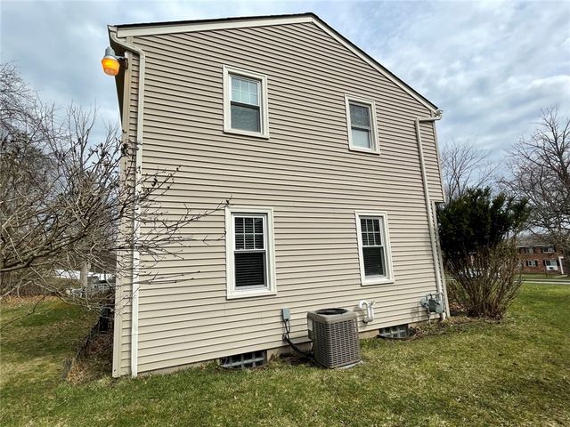 23 Blackwatch, Perinton, NY 14450