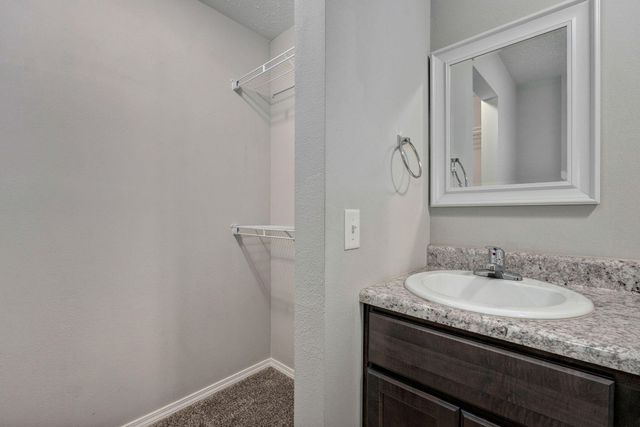 500 Ethan Avenue, Republic, MO 65738