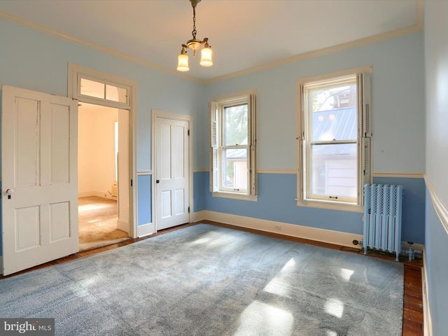 219 W MAIN STREET, Mechanicsburg, PA 17055