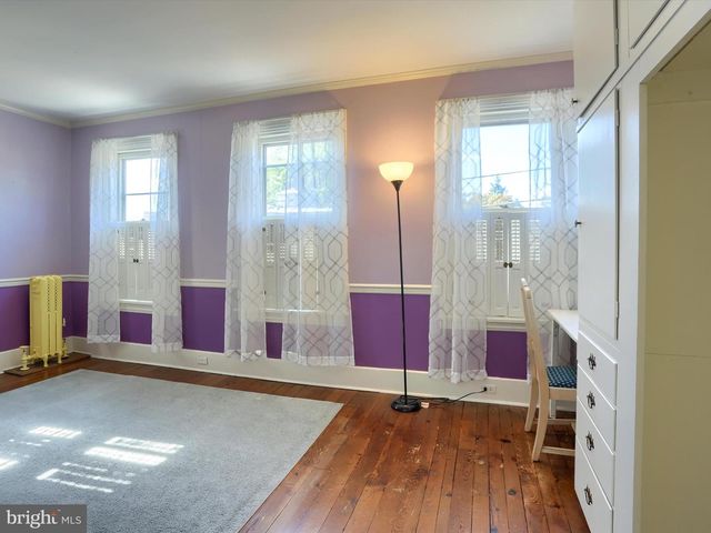 219 W MAIN STREET, Mechanicsburg, PA 17055