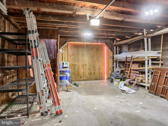219 W MAIN STREET, Mechanicsburg, PA 17055