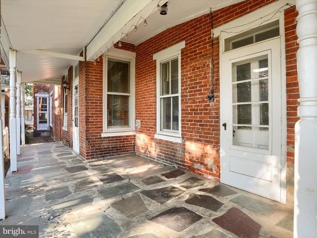 219 W MAIN STREET, Mechanicsburg, PA 17055