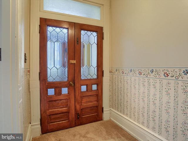 219 W MAIN STREET, Mechanicsburg, PA 17055