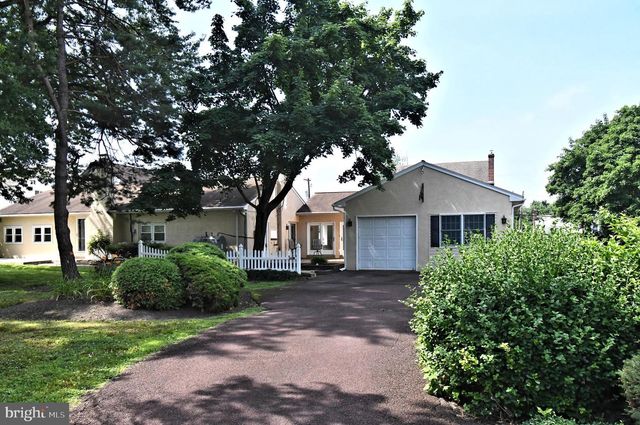 137 A S 3RD STREET, Telford, PA 18969