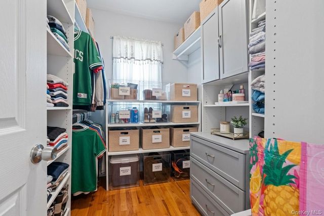 758 E 224th Street, Bronx, NY 10466