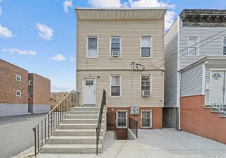 758 E 224th Street, Bronx, NY 10466