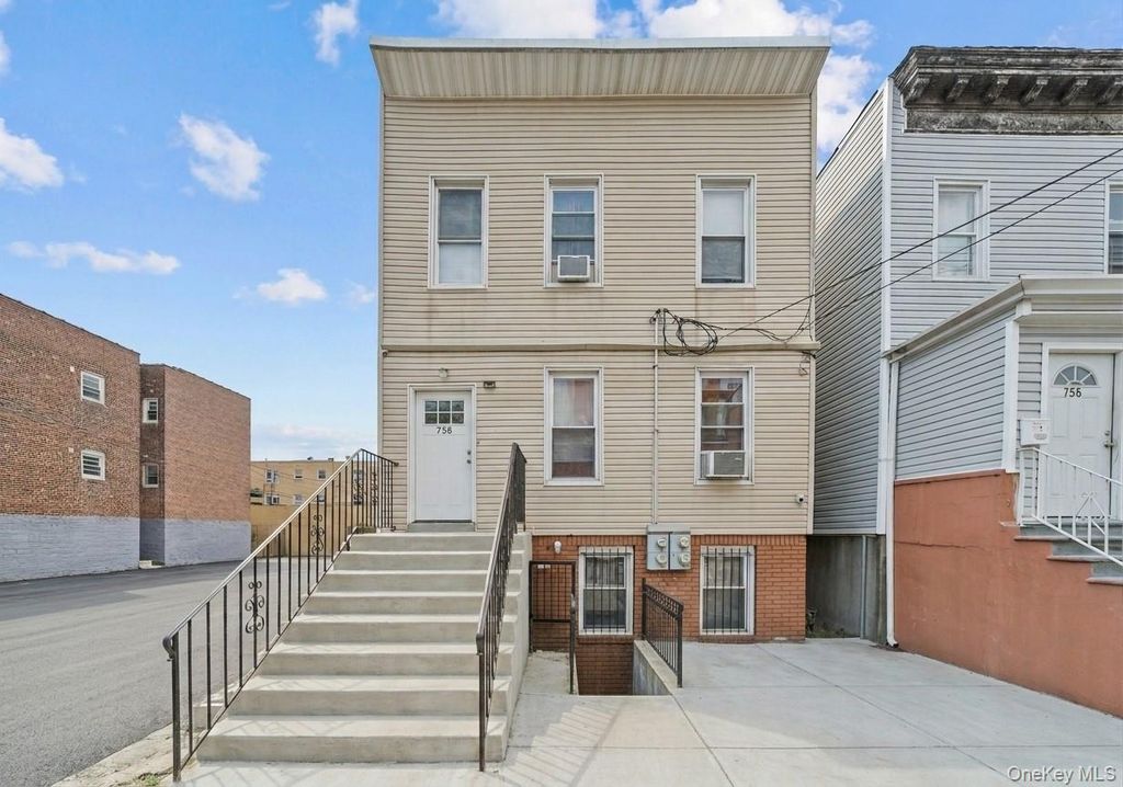 758 E 224 street Street, Bronx, NY 10466 — exterior