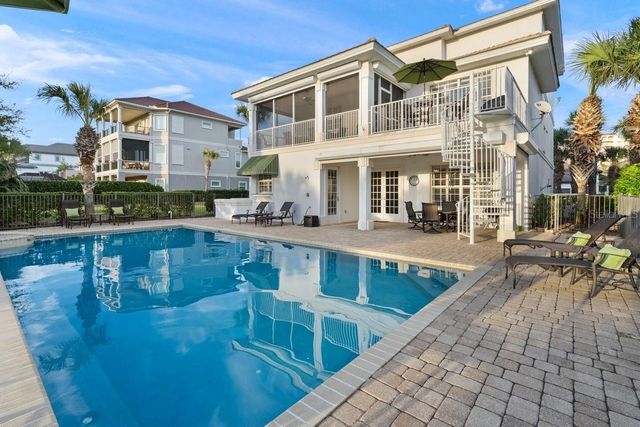 9 NORTHSHORE DRIVE, Palm Coast, FL 32137