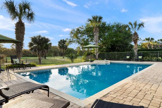 9 NORTHSHORE DRIVE, Palm Coast, FL 32137